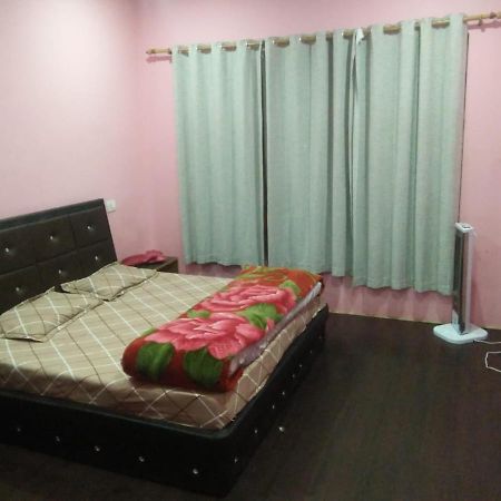 Park View Guest House เลห์ ภายนอก รูปภาพ